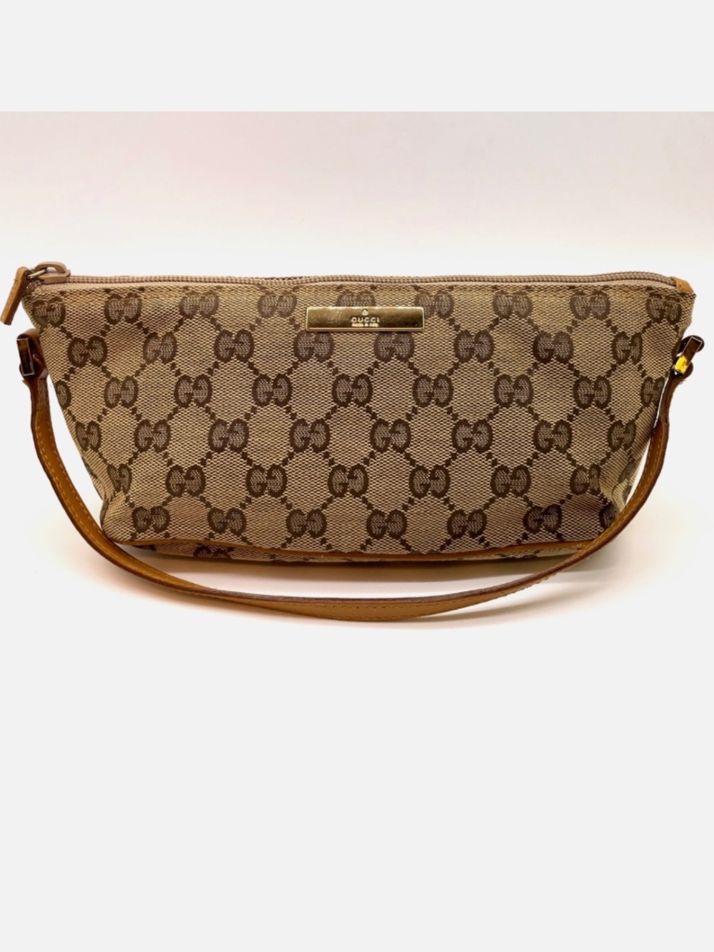 Authentic Gucci GG Canvas Pochette Beige Brown Monogram Leather Trim Y2K Shoulde